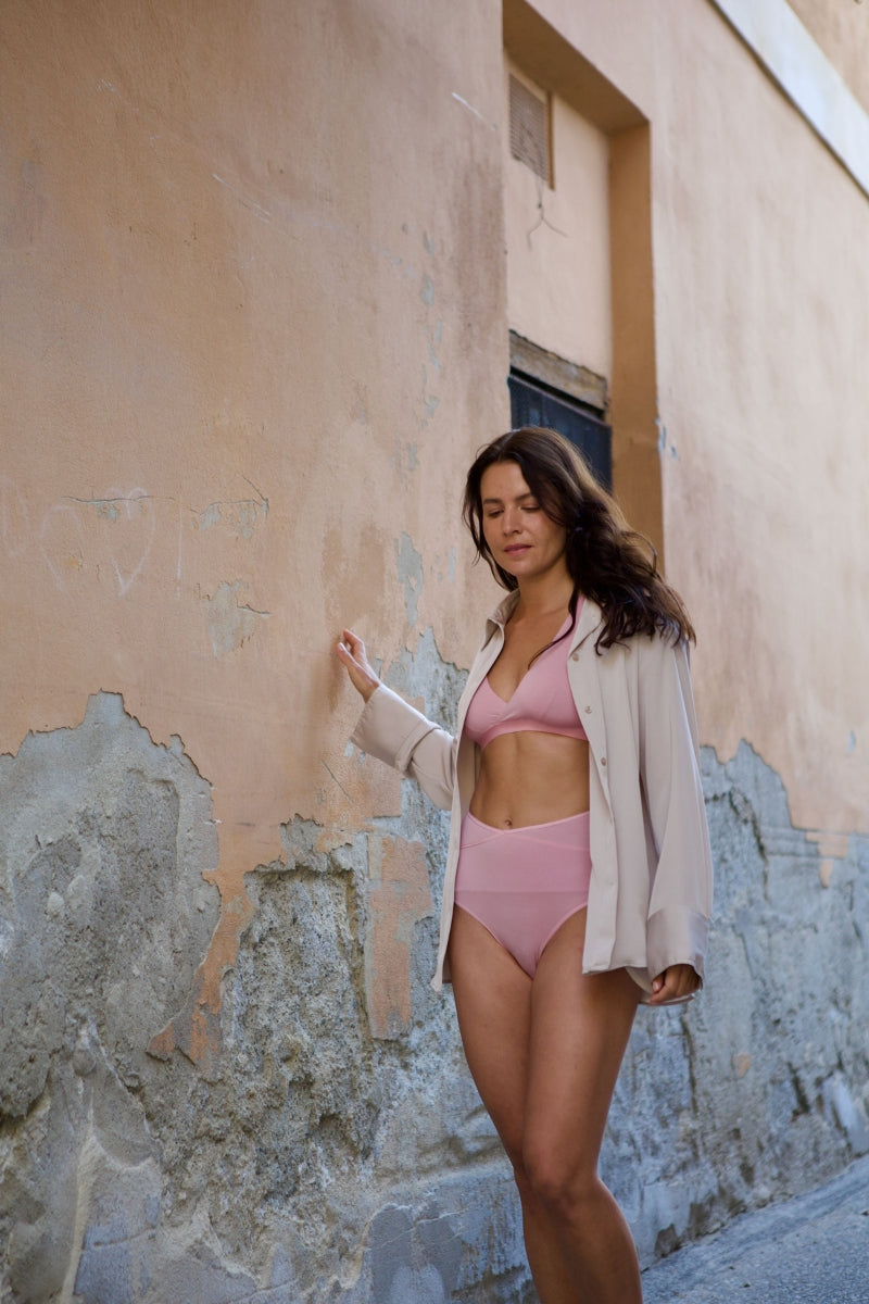 dusty pink